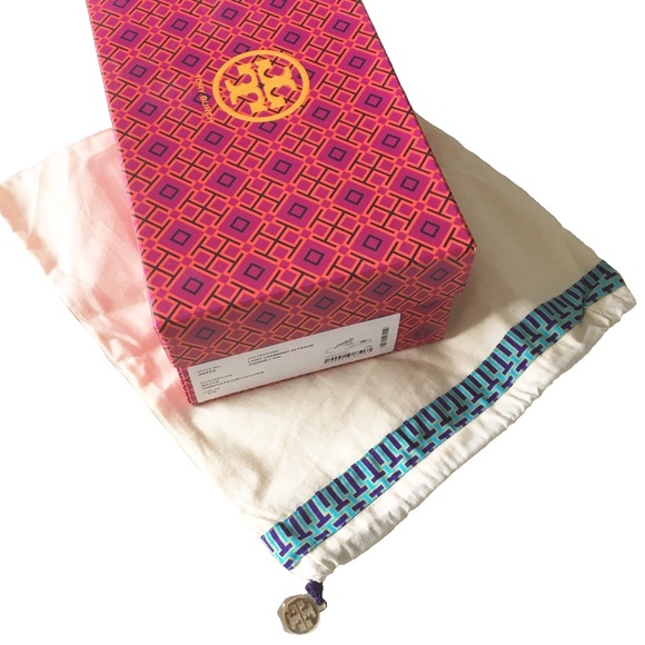 new Tory Burch Miller Thong ❉ Logo Shoe Box Dustbag ❉ Store your Torys in Style - Picture 2 of 9